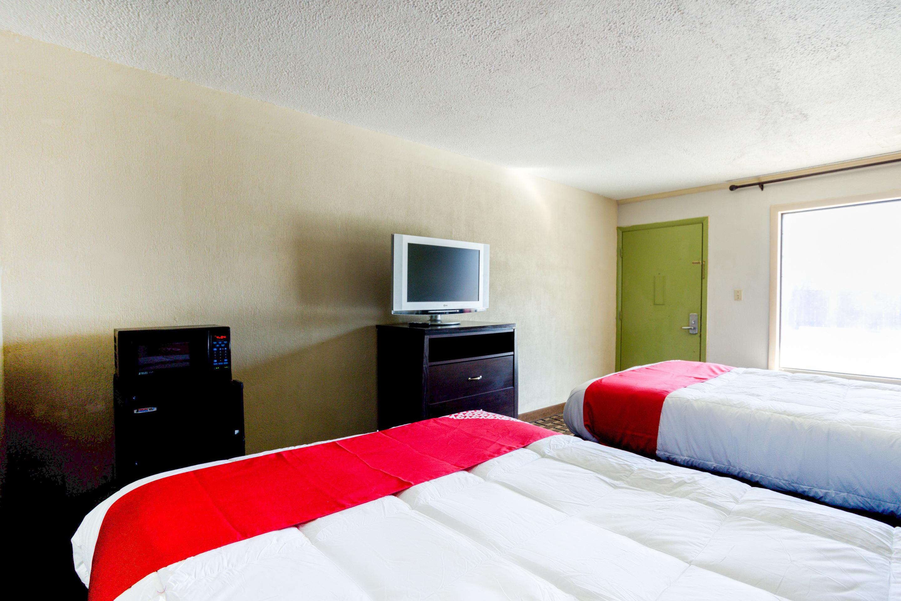 Oyo Hotel Pensacola I-10 & Hwy 29 Ferry Pass Bagian luar foto