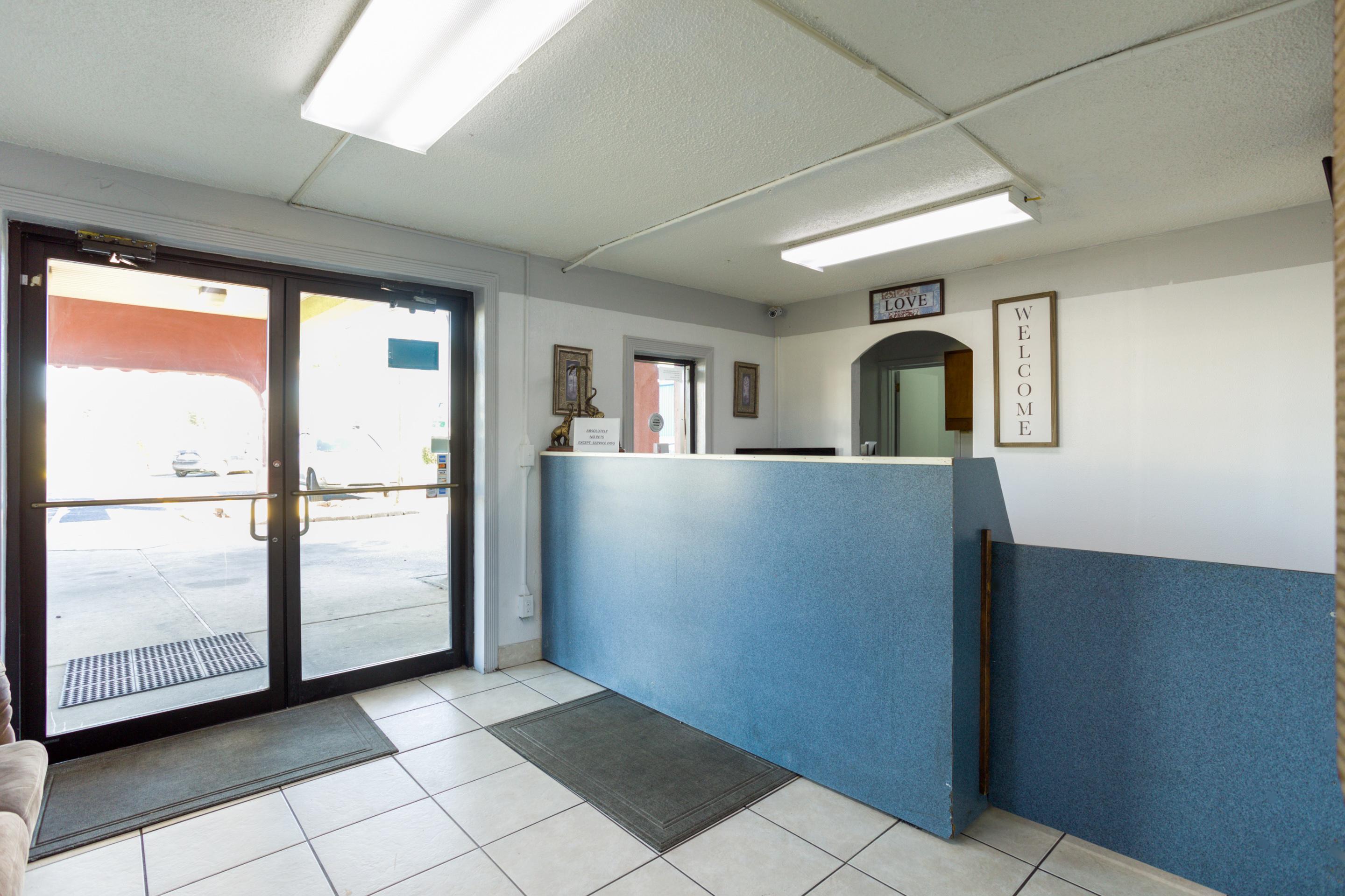 Oyo Hotel Pensacola I-10 & Hwy 29 Ferry Pass Bagian luar foto