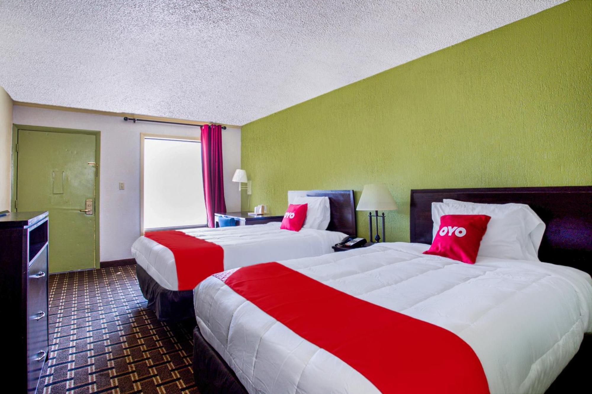 Oyo Hotel Pensacola I-10 & Hwy 29 Ferry Pass Bagian luar foto